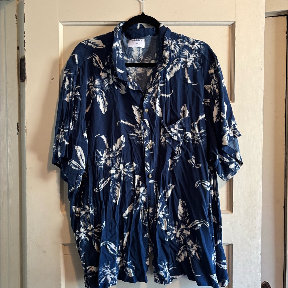 Old Navy Dark Blue and White Leaf Print Shirt